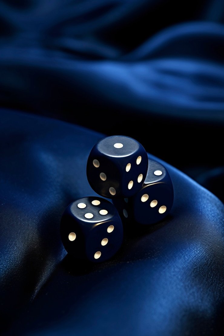 Hot Pot live dealer table on sarana99 login showing Dragon Tiger cards and betting interface
